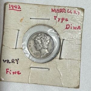 1942 Mercury Silver Dime Coin Great Condition!